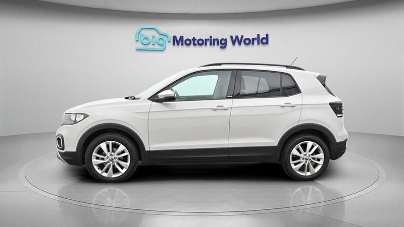 Usado VW T-Cross Active 110 HP (80 kW) 2022 Cinzento SUV