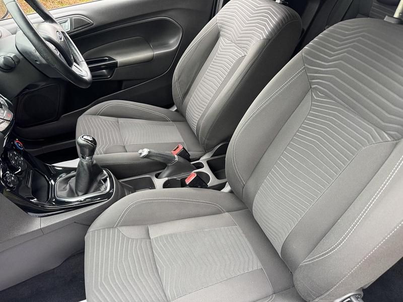 Used Ford Fiesta Zetec 2015 Silver Hatchback