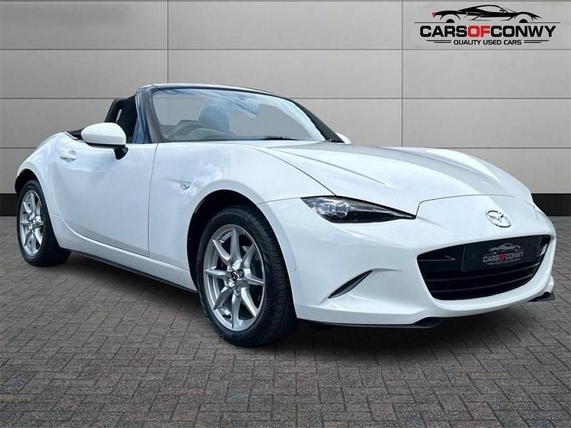 White Used 2017 Mazda MX5 Cabriolet | £12,995 (Fair price) - Image 1/4