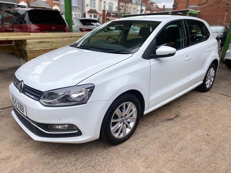 White Used 2015 VW Polo SE Hatchback | £6,395 (Good price) - Image 1/4