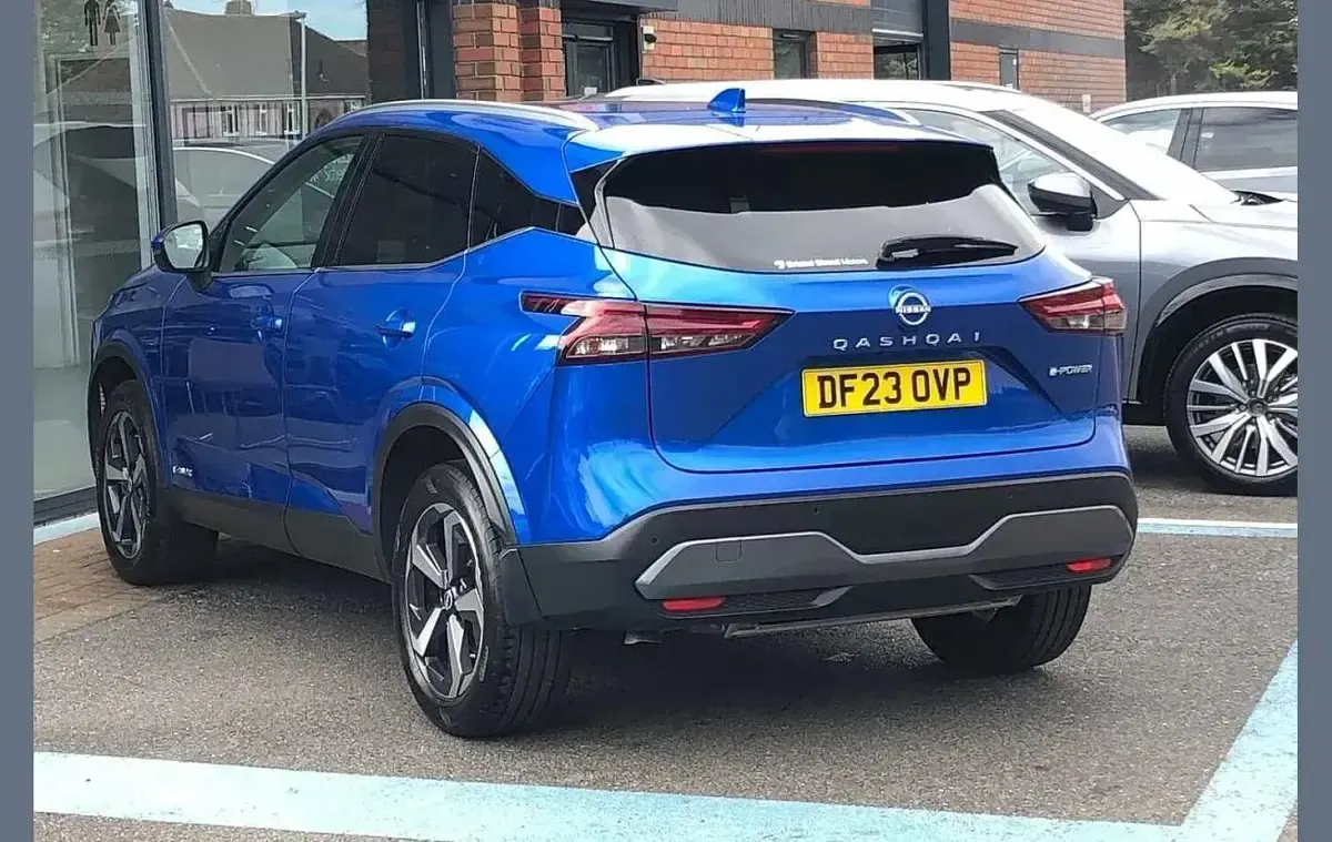 Used Nissan Qashqai N-Connecta 190 HP (139 kW) 2023 Blue SUV