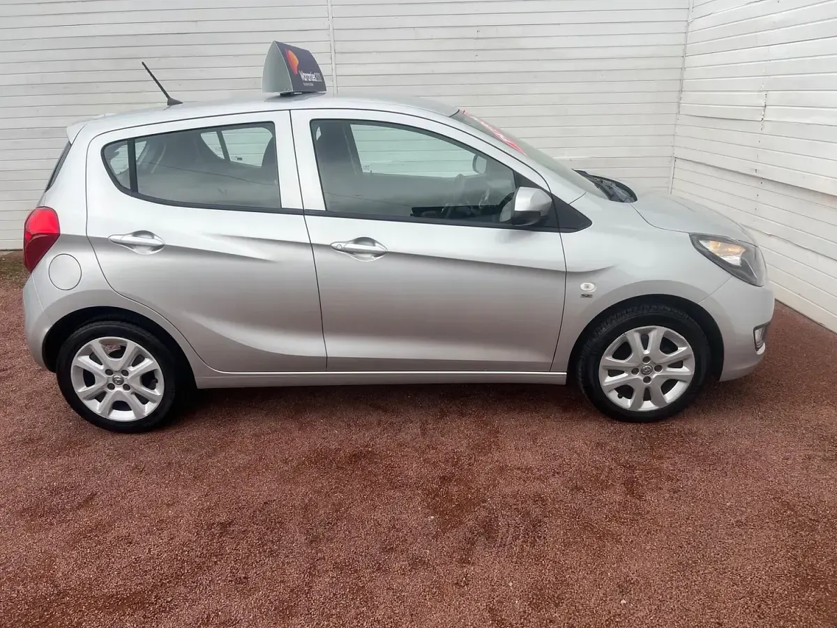 Used Vauxhall Viva 75 HP (55 kW) 2017 Silver Hatchback