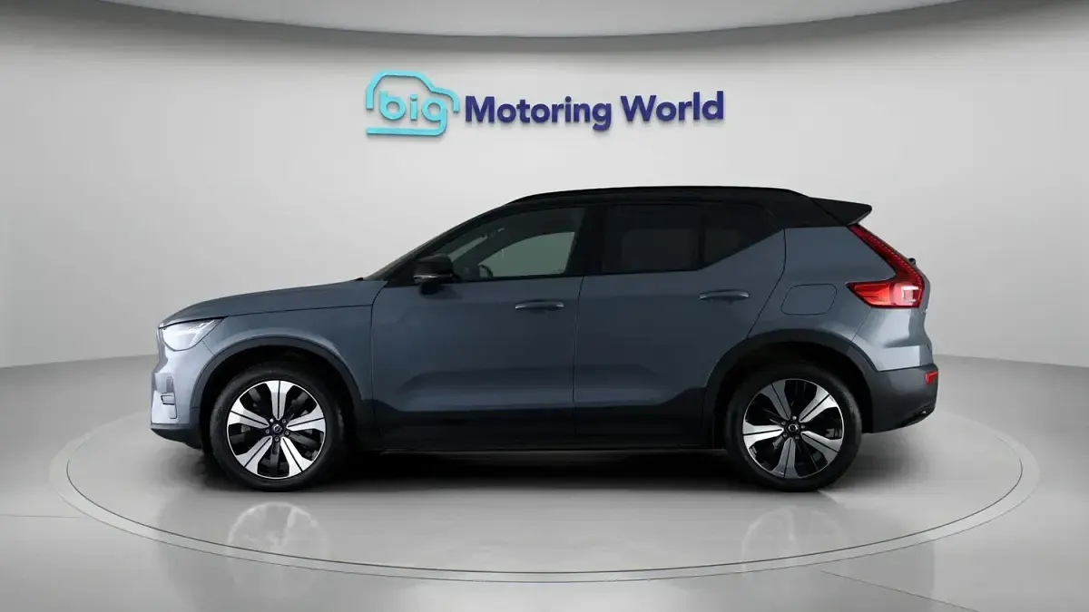 Used Volvo XC40 Core 300 kW (408 HP) 2022 Grey SUV