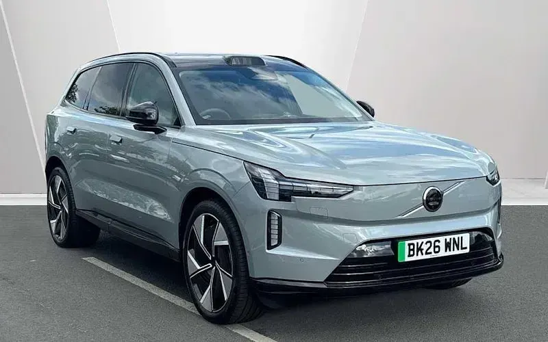Usado Volvo EX90 Performance 380 kW (517 HP) 2025 SUV