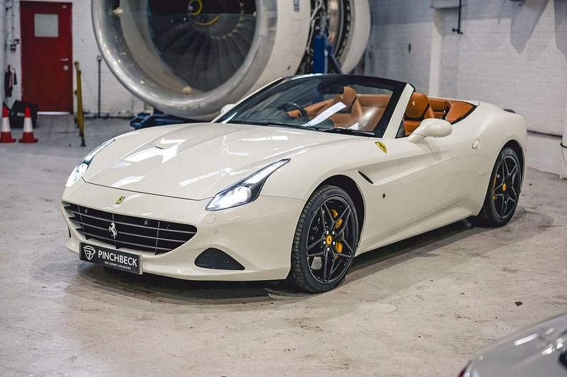Used Ferrari California 560 HP (411 kW) 2016 White Cabriolet