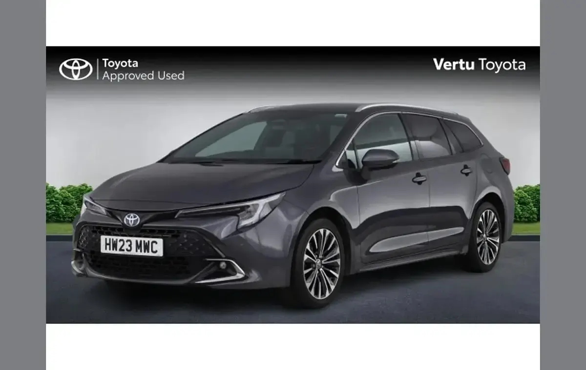 Used Toyota Corolla Design 138 HP (101 kW) 2023 Grey Estate