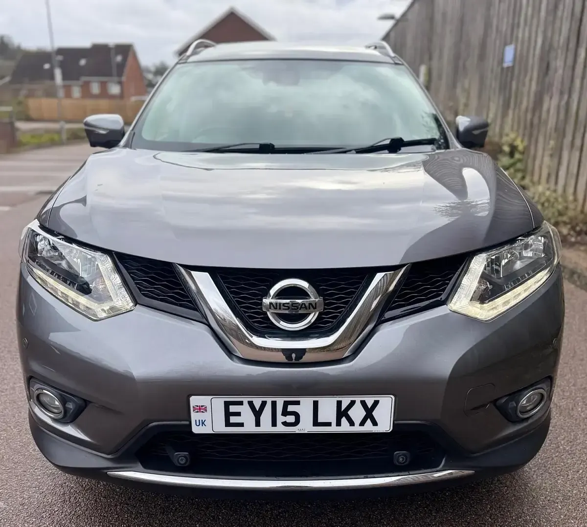 Used Nissan X-Trail N-TEC 130 HP (95 kW) 2015 Grey SUV