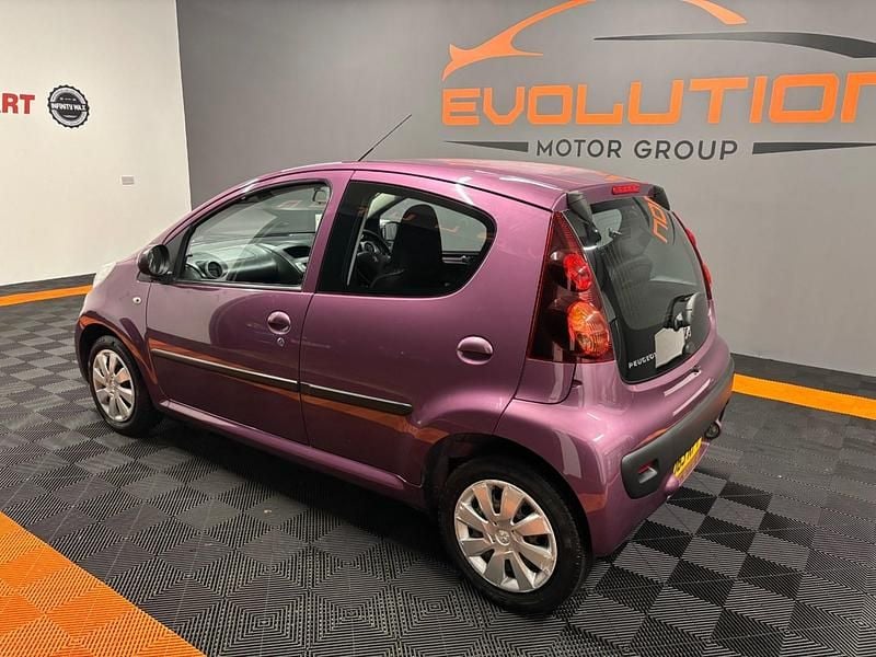 Used Peugeot 107 Active 2013 Mauve purple Hatchback