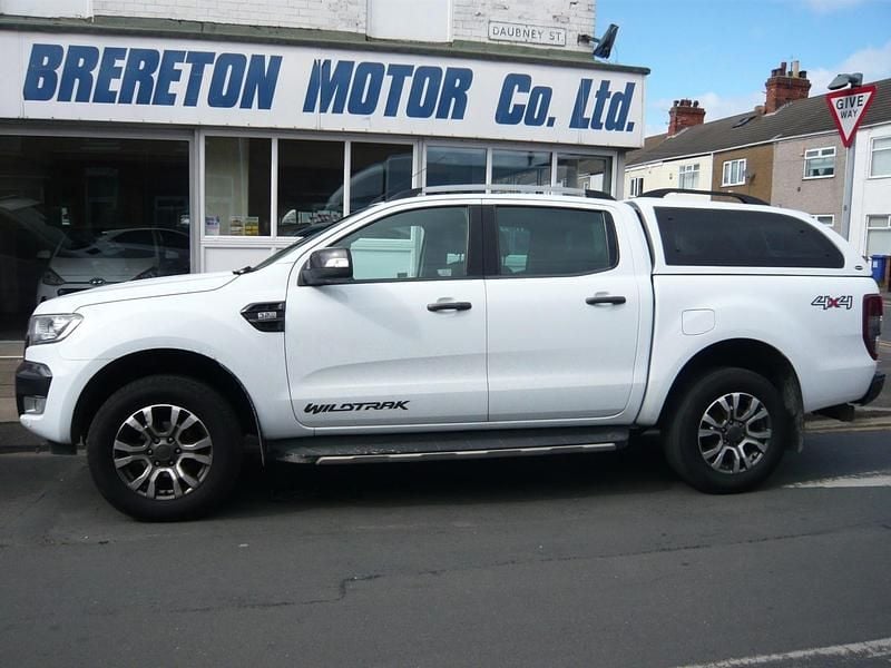 Used Ford Ranger Wildtrack 200 HP (147 kW) 2017 White Pickup
