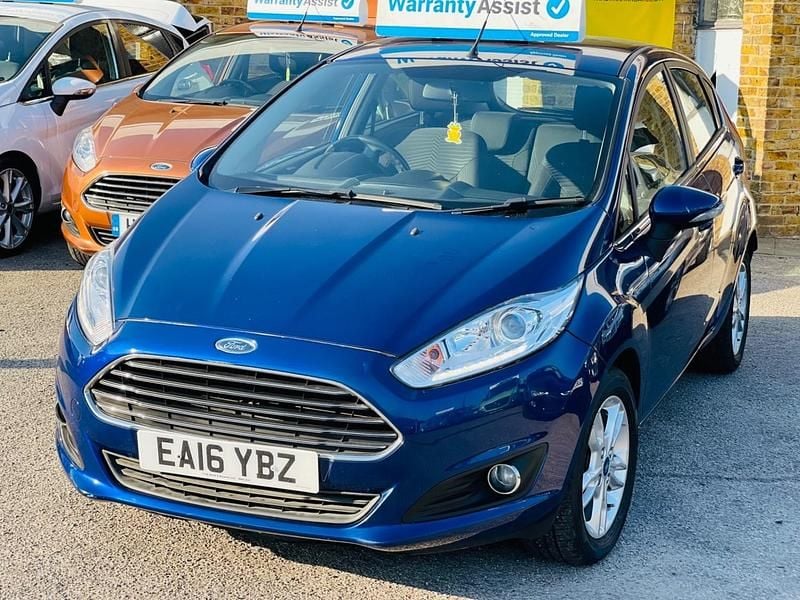 Used Ford Fiesta Zetec 2016 Blue Hatchback