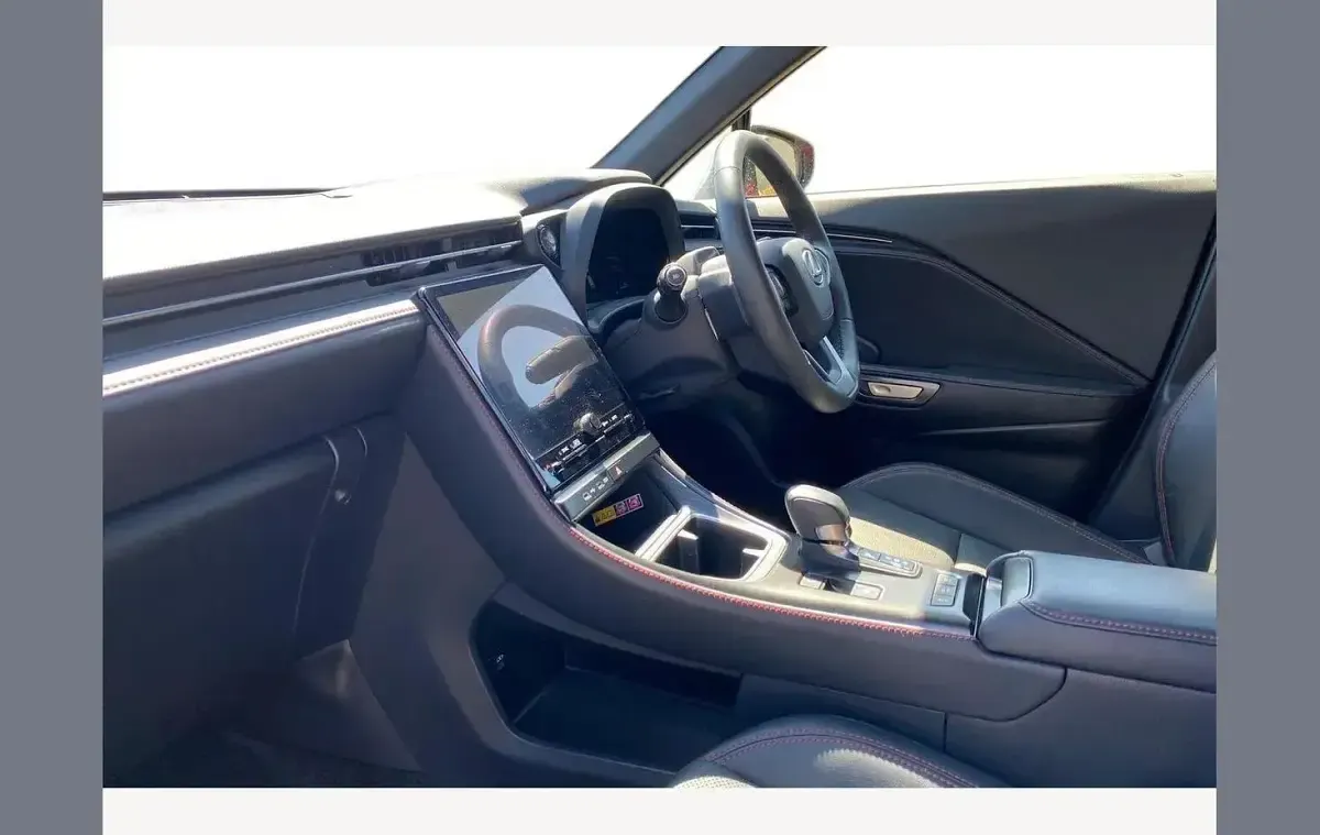 Used Lexus LBX 134 HP (98 kW) 2024 Ruby SUV