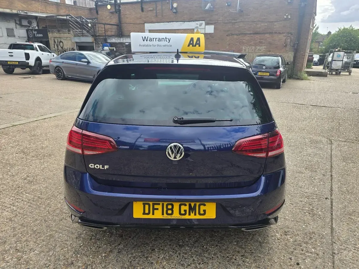 Used VW Golf VII R-line 150 HP (110 kW) 2018 Blue Hatchback