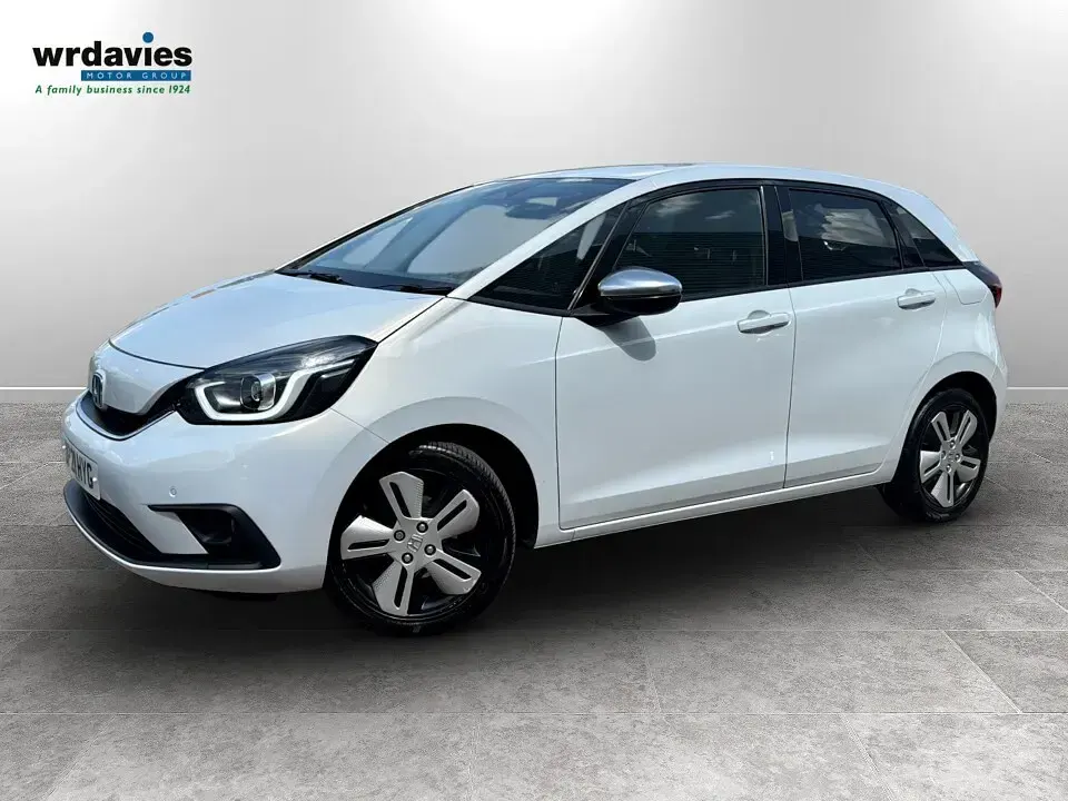 Used Honda Jazz Hybrid 109 HP (80 kW) 2021 White Hatchback