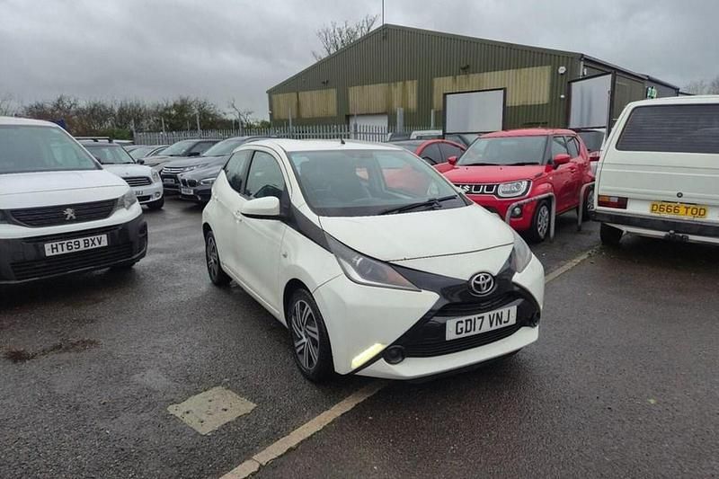 White Used 2017 Toyota Aygo X-play Hatchback | £5,750 (Good price) - Image 1/1
