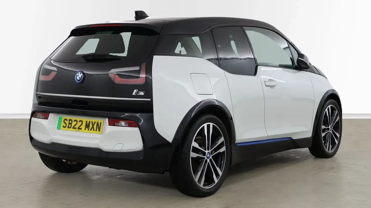Used BMW i3 Comfort Edition 133 kW (181 HP) 2022 White Hatchback