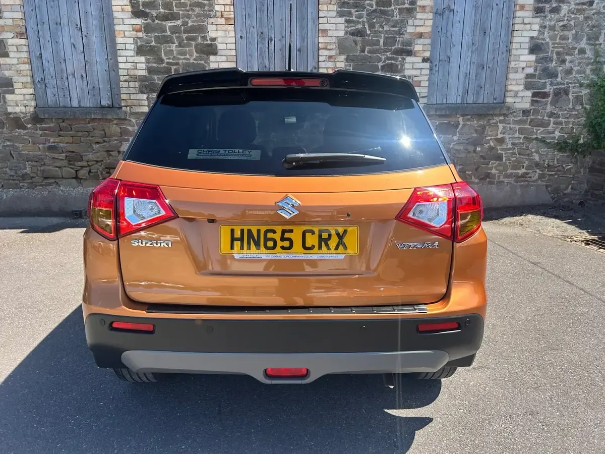 Used Suzuki Vitara SZ5 120 HP (88 kW) 2015 Orange SUV