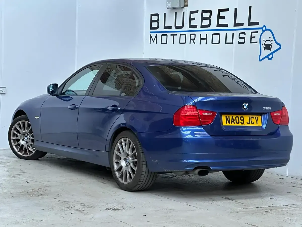 Used BMW 318 Impressive 143 HP (105 kW) 2009 Blue Sedan