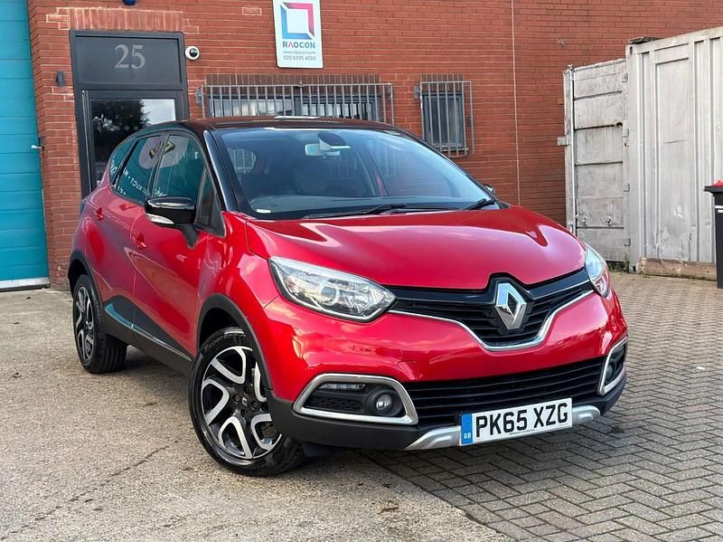 Used Renault Captur Signature 90 HP (66 kW) 2015 Red/black SUV