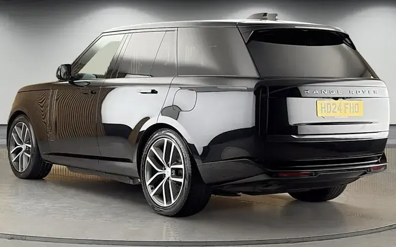 Used Land Rover Range Rover Autobiography 460 HP (338 kW) 2024 Santorini black SUV