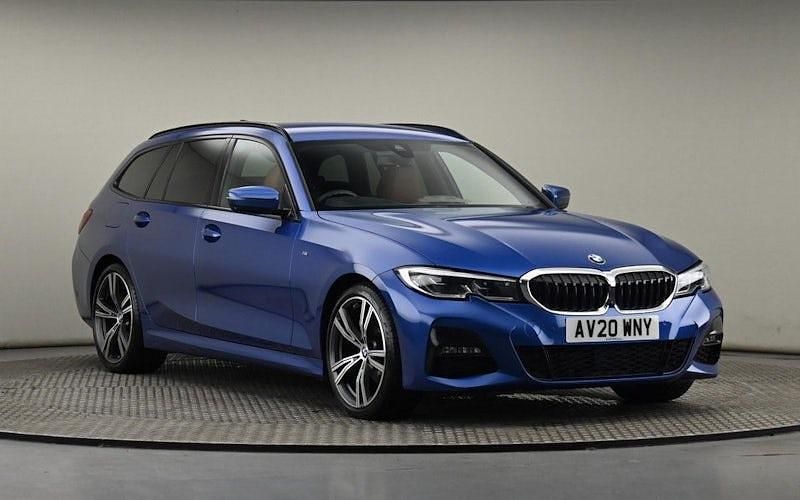 Used 2022 BMW 320 M Sport Estate | £23,000 (Good price) - Image 1/4