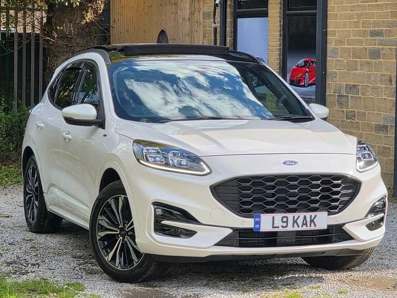 White Used 2021 Ford Kuga ST-Line X SUV | £12,990 (Super price) - Image 1/4