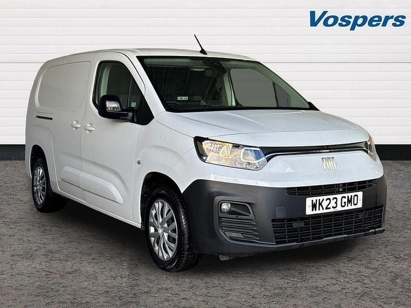 White Used 2023 Fiat Doblò MPV | £11,695 (Super price) - Image 1/3
