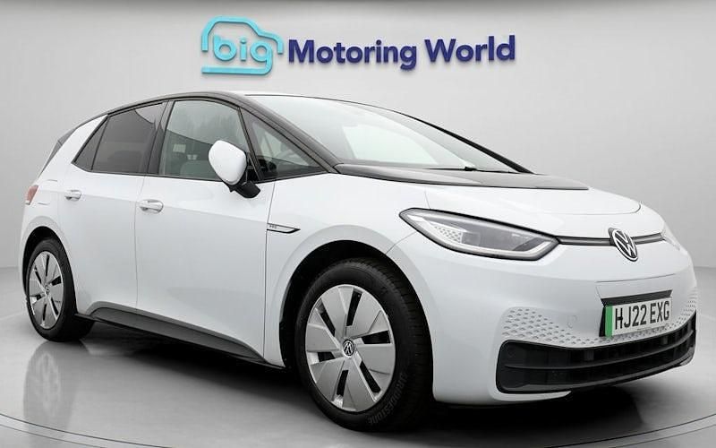 Used 2022 VW ID.3 Pro Performance Hatchback | £17,000 (A bit pricey) - Image 1/4