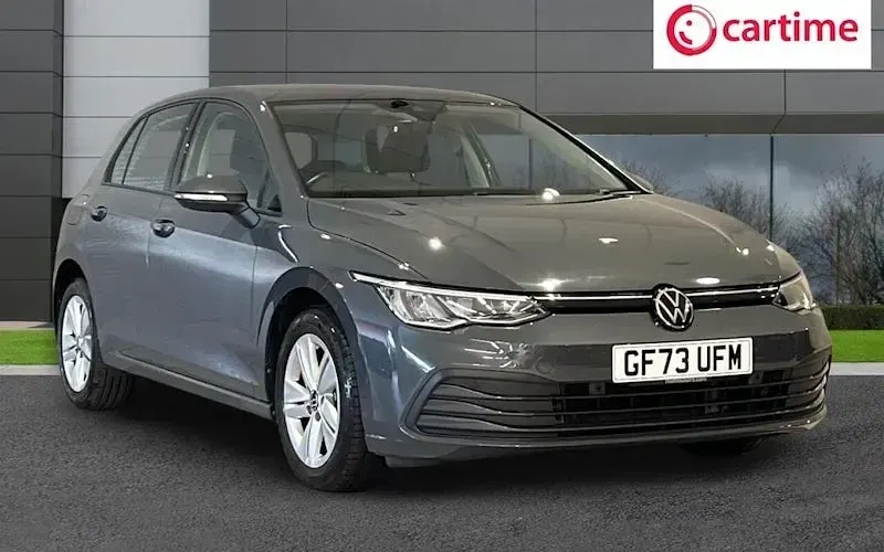 Used VW Golf VIII Life 150 HP (110 kW) 2023 Hatchback