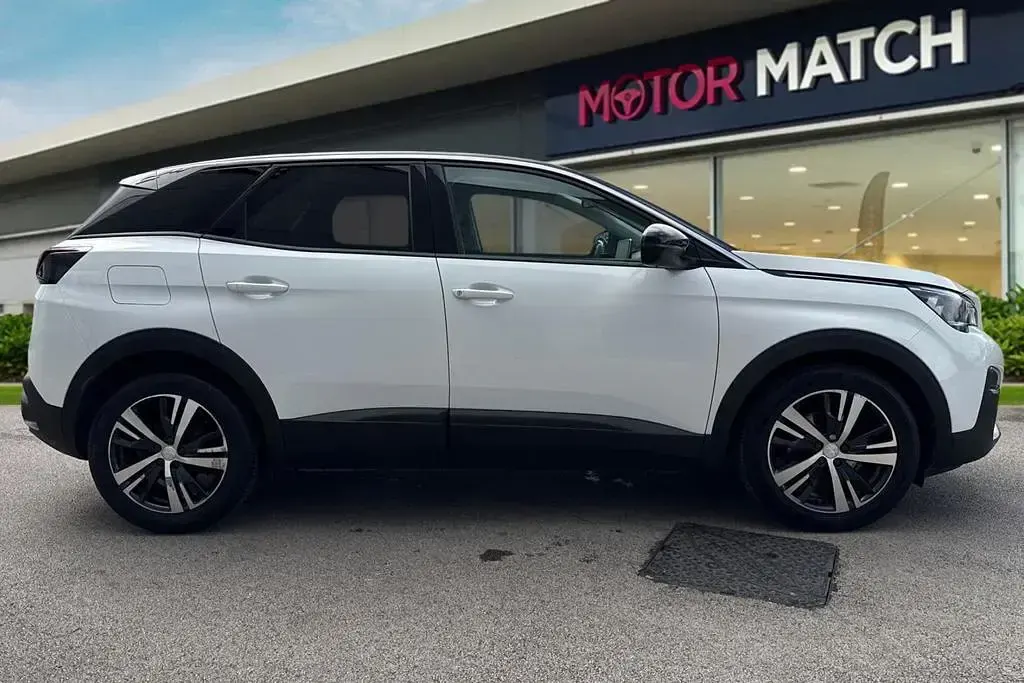 Used Peugeot 3008 Active 2018 White SUV