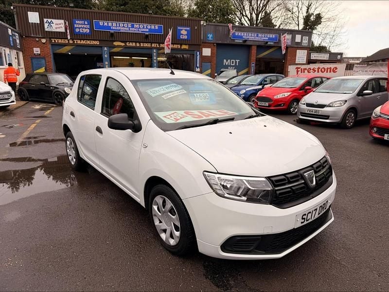 Used Dacia Sandero Ambiance 2017 White Hatchback