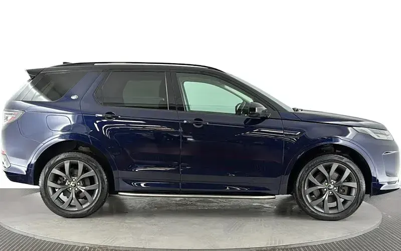 Used Land Rover Discovery 5 SE Dynamic 309 HP (227 kW) 2023 Blue SUV