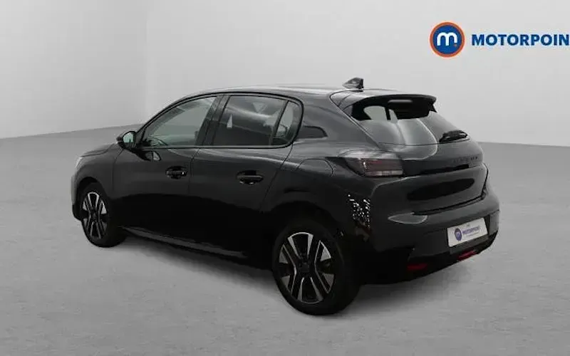 Used Peugeot 208 Allure 101 HP (74 kW) 2024 Black Hatchback