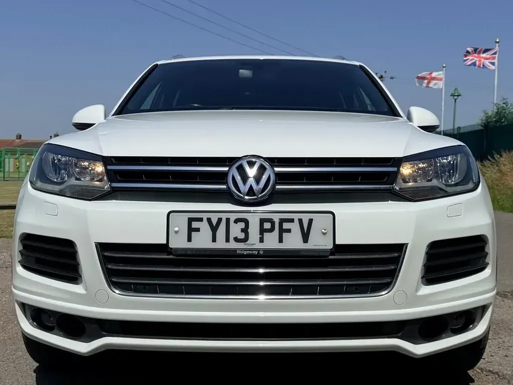 Used VW Touareg S 245 HP (180 kW) 2013 White SUV
