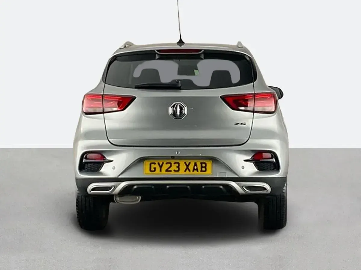 Used MG ZS Exclusive 111 HP (81 kW) 2023 Silver SUV
