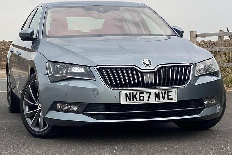 Business grey Used 2017 Skoda Superb LAURIN & KLEMENT Hatchback | £12,990 (Good price) - Image 1/1