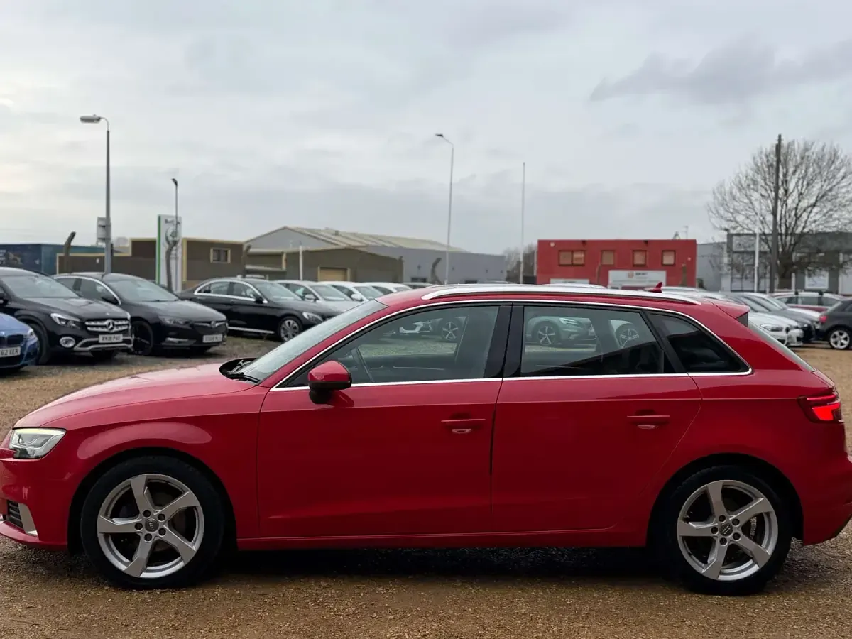 Used Audi A3 Sportback Sport 110 HP (80 kW) 2016 Red Hatchback