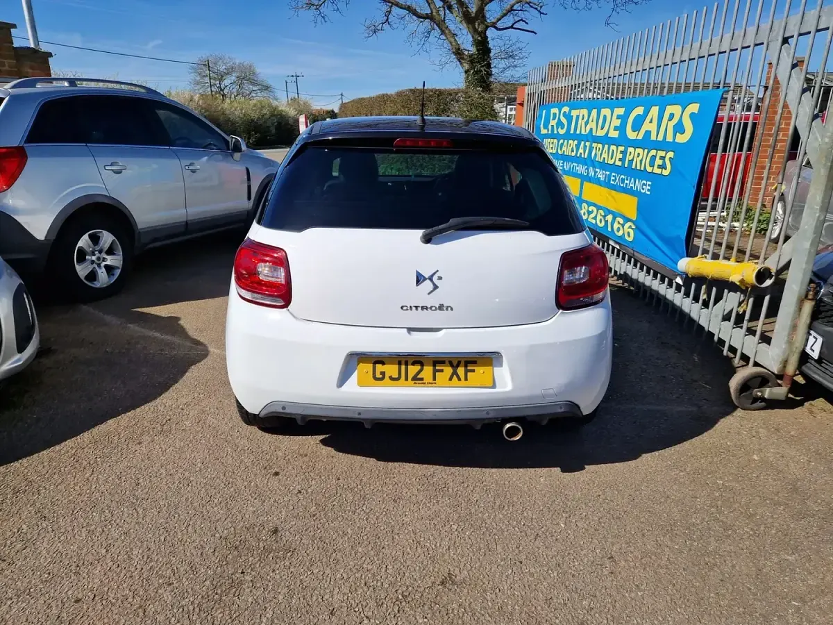 Used Citroën DS3 2012 White Hatchback