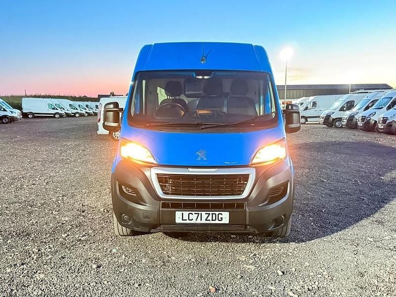 Used Peugeot Boxer S 2021 Blue Van