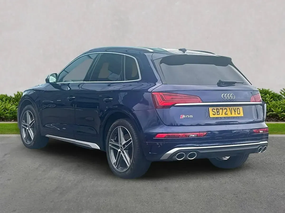 Used Audi SQ5 Performance 341 HP (250 kW) 2023 Blue SUV