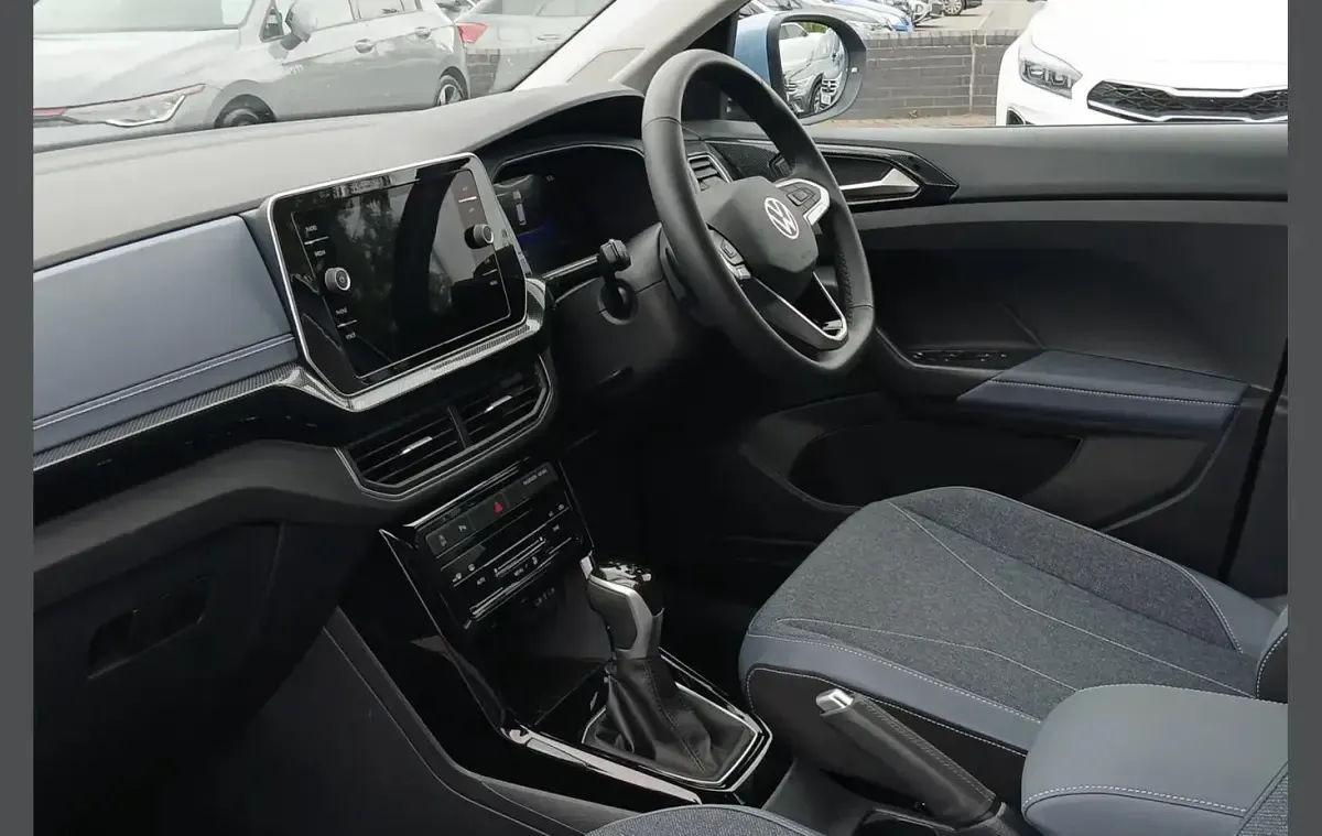 Usado VW T-Cross Style 115 CV (84 kW) 2025 Azul SUV