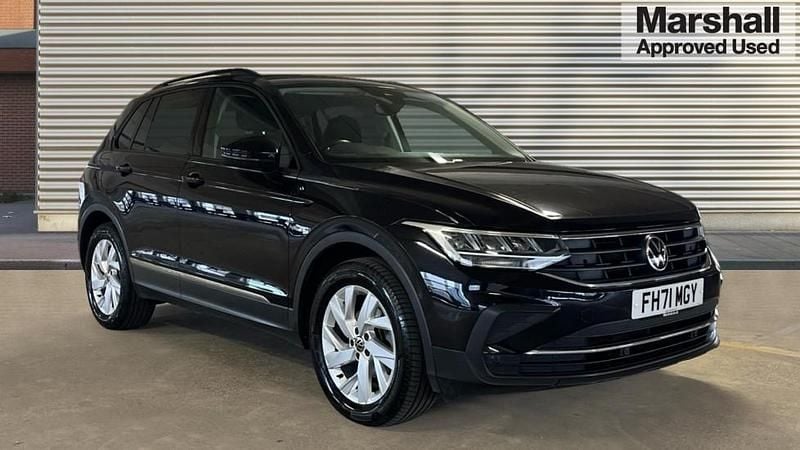 Deep black Used 2021 VW Tiguan Life SUV | £15,808 (Good price) - Image 1/4