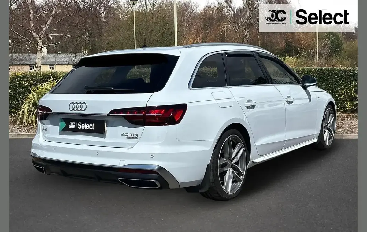 Used Audi A4 S-Line 200 HP (147 kW) 2021 White Estate