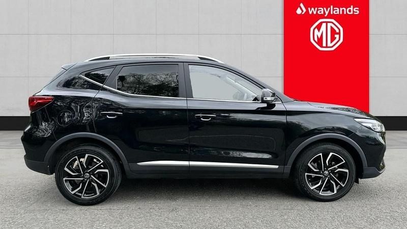 Used MG ZS Exclusive 111 HP (81 kW) 2023 Black SUV