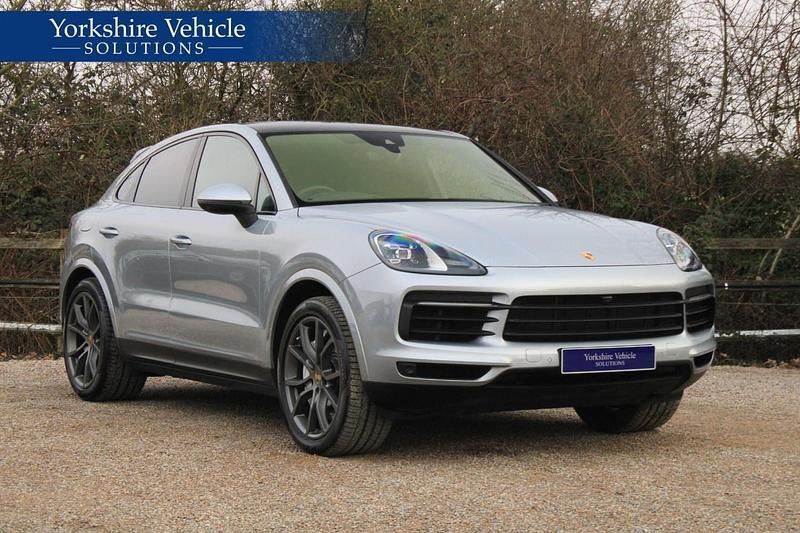 Used Porsche Cayenne 440 HP (323 kW) 2020 Silver SUV