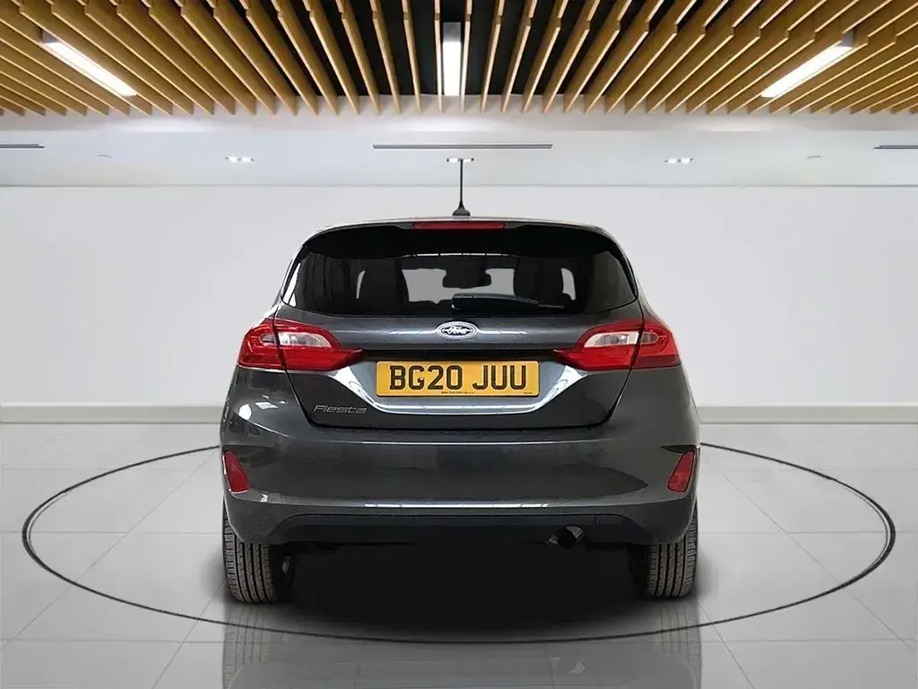 Begagnad Ford Fiesta Titanium 95 HK (69 kW) 2020 Grå Halvkombi