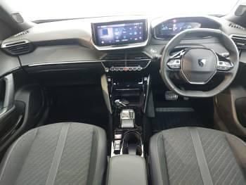 Used Peugeot e-2008 Allure 100 kW (136 HP) 2025 Black SUV