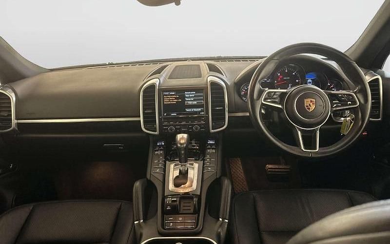 Used Porsche Cayenne 262 HP (192 kW) 2017 SUV