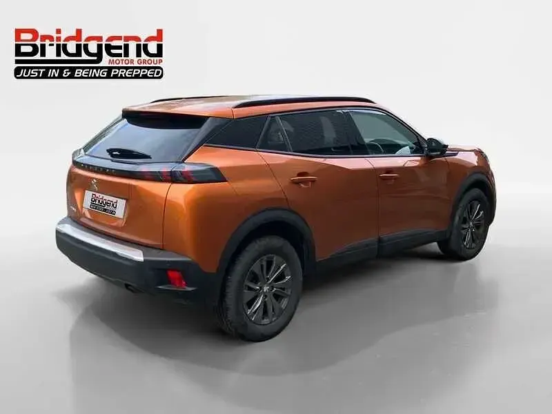 Used Peugeot 2008 Active+ 2023 Orange SUV