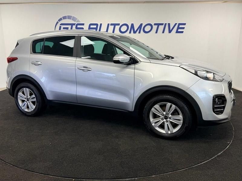 Silver Used 2018 Kia Sportage Play SUV | £11,980 (Good price) - Image 1/4