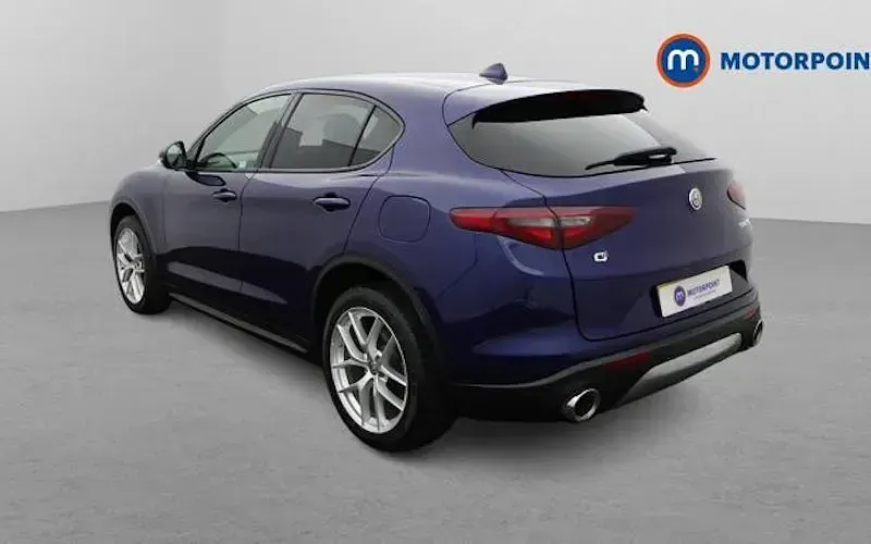 Used Alfa Romeo Stelvio 280 HP (205 kW) 2019 Blue SUV